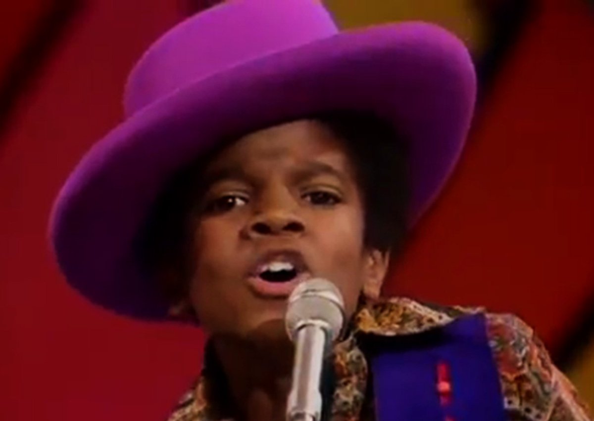 Young Michael Jackson sings "old songs, the old fashioned way!” Todaysoon