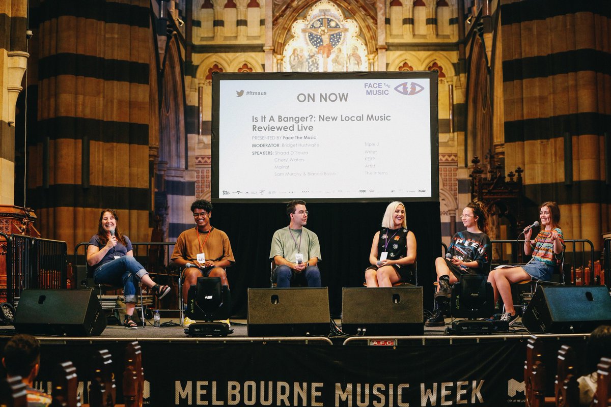 jujusansone's tweet photo. Some inspirational people I snapped at @FaceTheMusicAus this year!!! 💕💕 #ftmaus https://t.co/wBn6xH5mG2