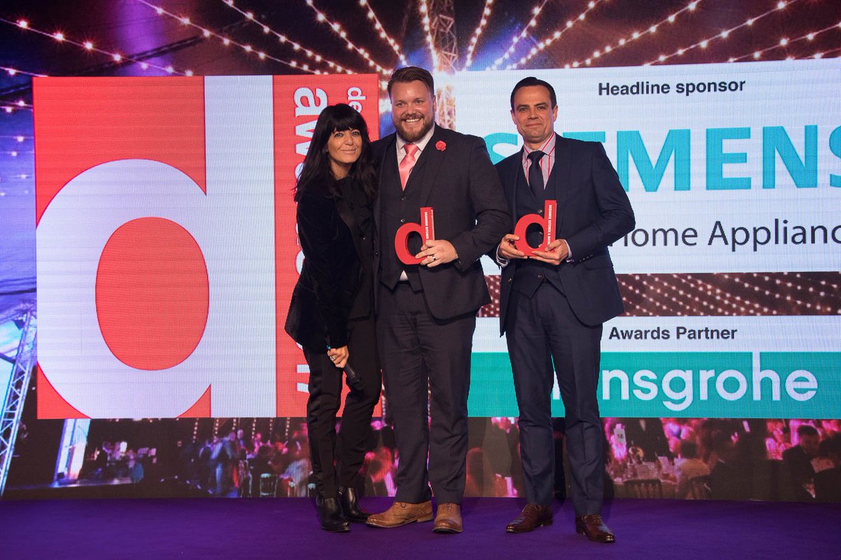 InHouseLtd's tweet photo. Malo receiving the @designerKBaward for schüller.C Vienna. Best in Innovation in Kitchen Design. #desginerawards #kitchen #bathrooms #schüller #kitchendesign #kitchenaward https://t.co/VDv1aApFQO