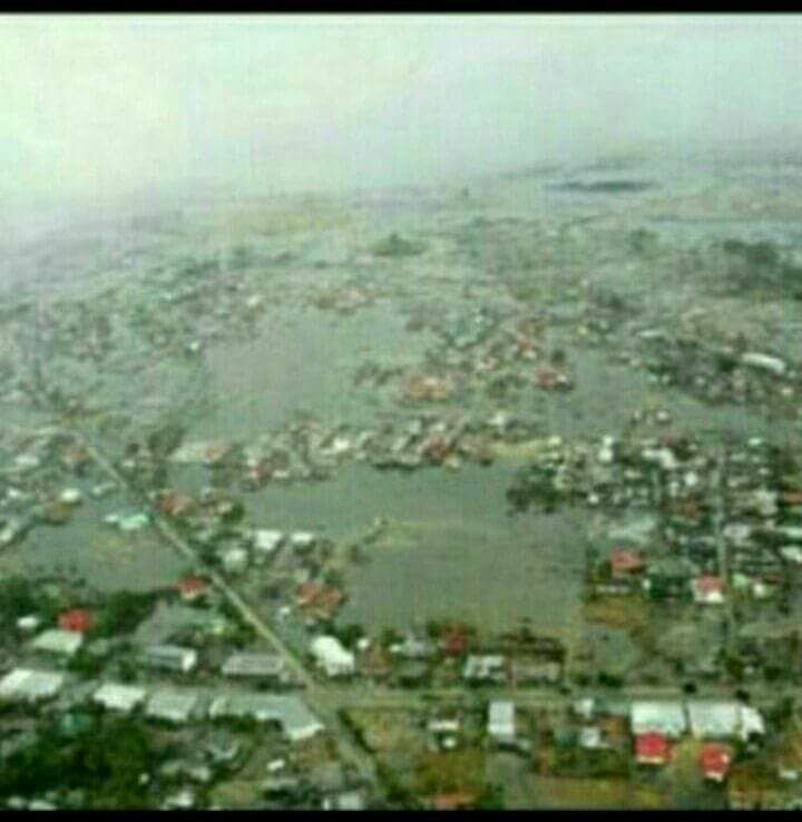 PonkesdesJatim1's tweet photo. Semoga saudara2ku di pacitan di beri keselamatan dan kesabaran dalm menghadapi musibah @BNPB_Indonesia @dinsos_jatim @JatimPemprov https://t.co/Rk3H3KXtrT