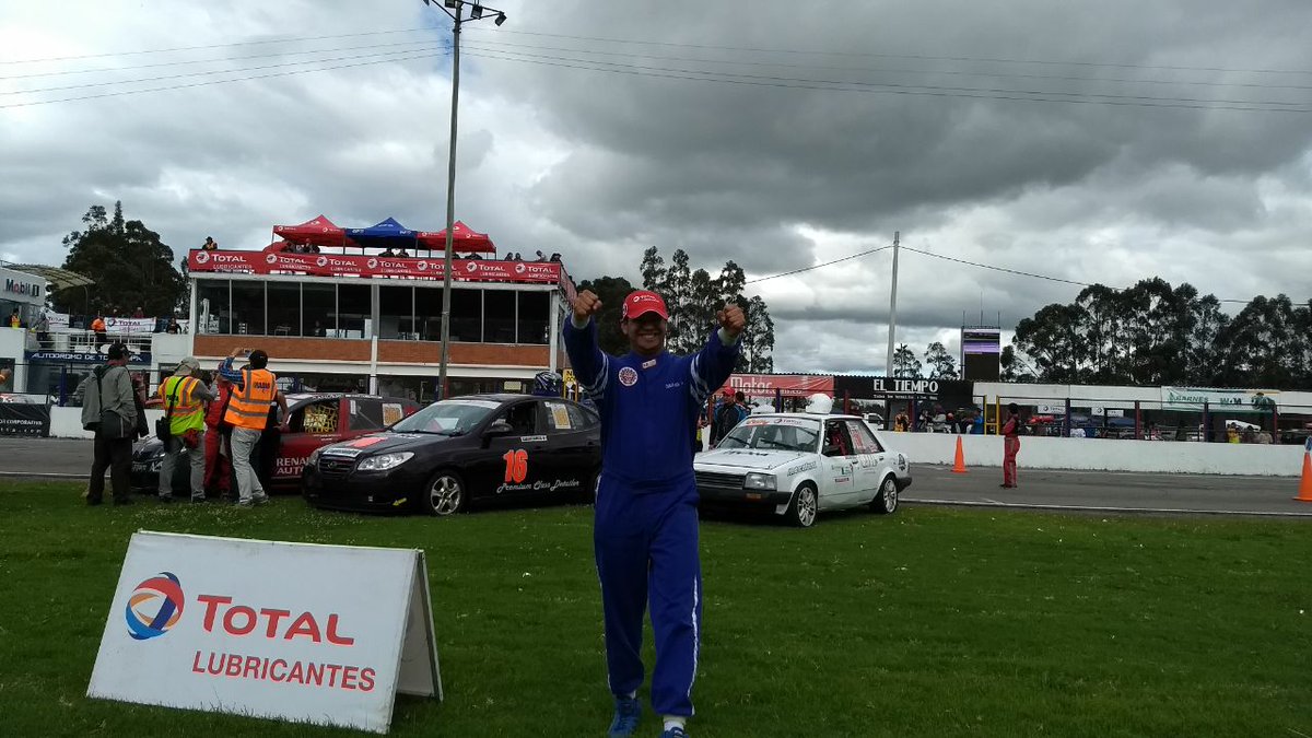 cgarciam016's tweet photo. Algunas fotos de lo que viví el domingo pasado en la final del @tc2000colombia en mi @Hyundai_Global #Elantra. Somos subcampeones! #Neocorp @Autodromos @fedeautos @boyacasietedias @TotalCol @WinRaceTV @UltimaCurvaCOL @ColombiaPilotos https://t.co/lfGps4izvv