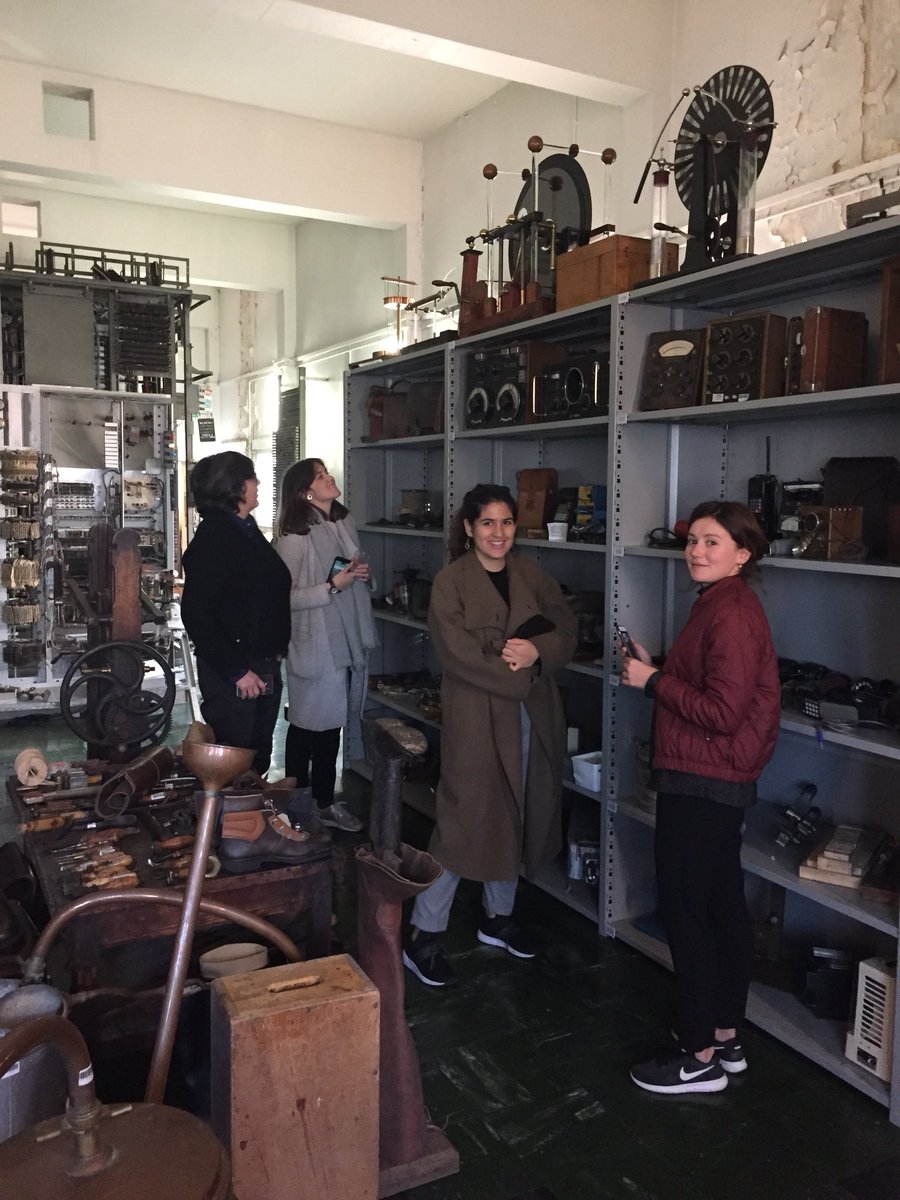 sylvie_moulie's tweet photo. L’équipe du @Le3eLieu en visite #collectionHistorique @orange : Merci Patrice @Battiston pour cette page d’histoire #Telecom, effet whaouuuu https://t.co/KIjEYXUSZA
