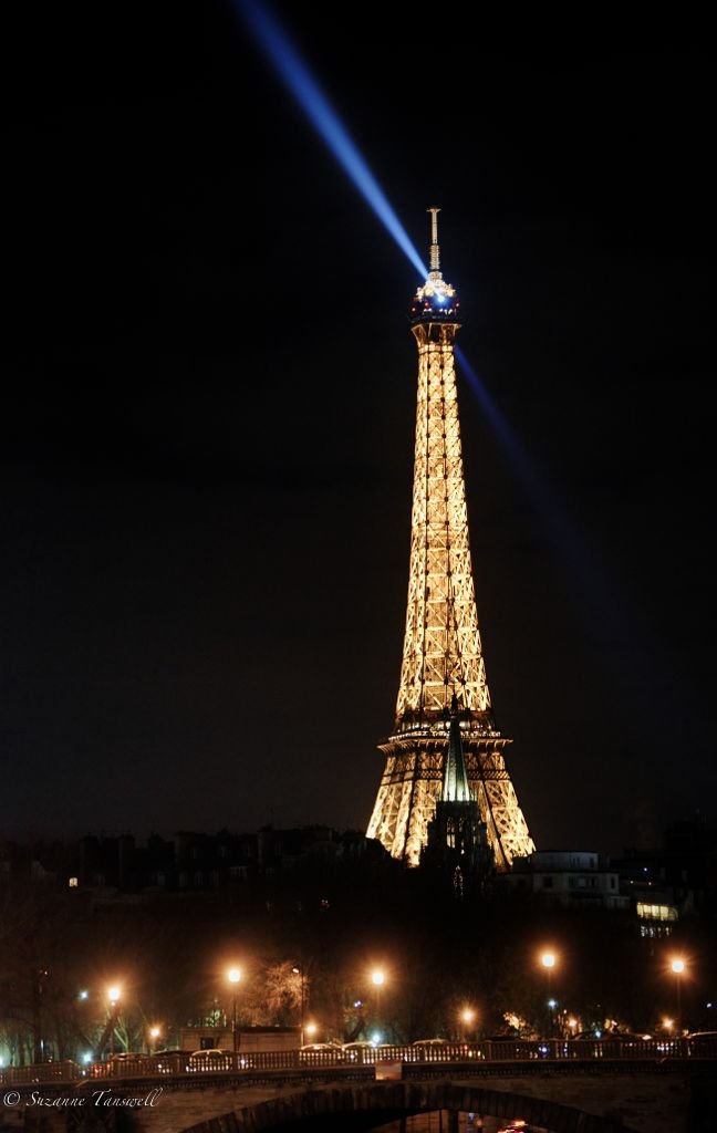 wassila's tweet photo. #Tour D'#Effeil #Tower #Paris #France #Photos @ParisJeTaime @paris @YVESWAUTHIER @AP_Magazine @NatGeo @Tourisme2France @VisitParisIdf @Time_Out_Paris @VivreParis_ @vivreparis https://t.co/3AevGInOnu