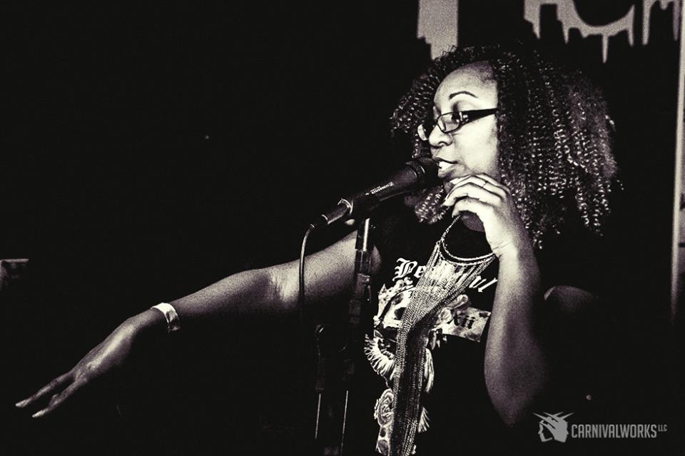 DJGoku76's tweet photo. #TOMORROWNIGHT #NEWEPISODE #BLUNTSESSIONS #FLOHIORADIO #SPREAKER #SPECIALGUEST #LYRICAHLOVE

Join us tomorrow night at 10pm EST!

Special Guest: Singer / Songwriter Lyricah Love!

Link: https://t.co/QT56T8LtGG https://t.co/0qRycxx40K