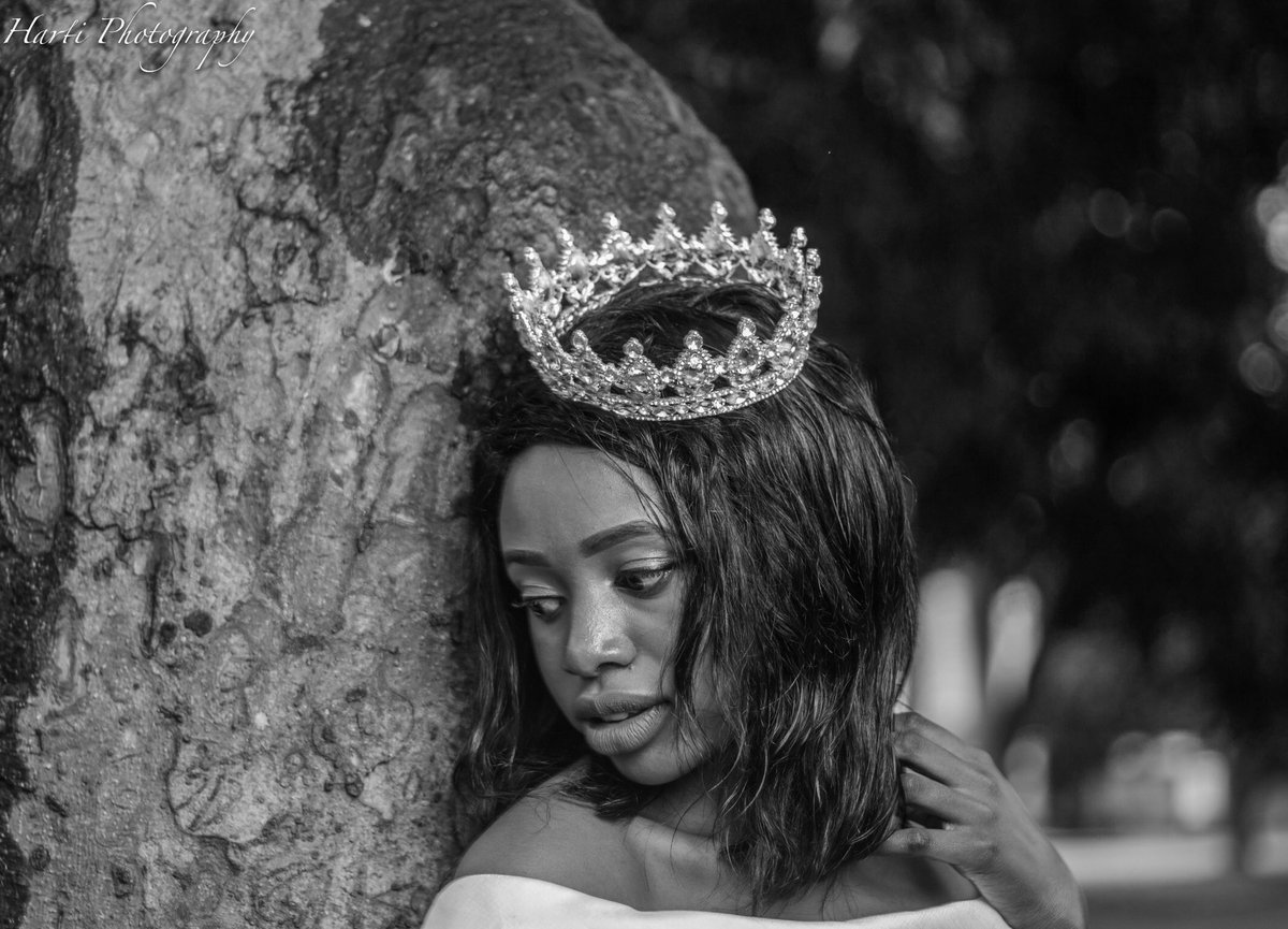harti_24's tweet photo. From Last weekends Photowalk 
Models: Cynthia &amp; Escalante 
Dressed by: 
All Things Fab: 0962217213
Gif Lines: 095 47273762
#CommunityOverCompetition 
#UnityPhotowalk 
#ZambianPhotographers
#United https://t.co/OzNLkKiitr