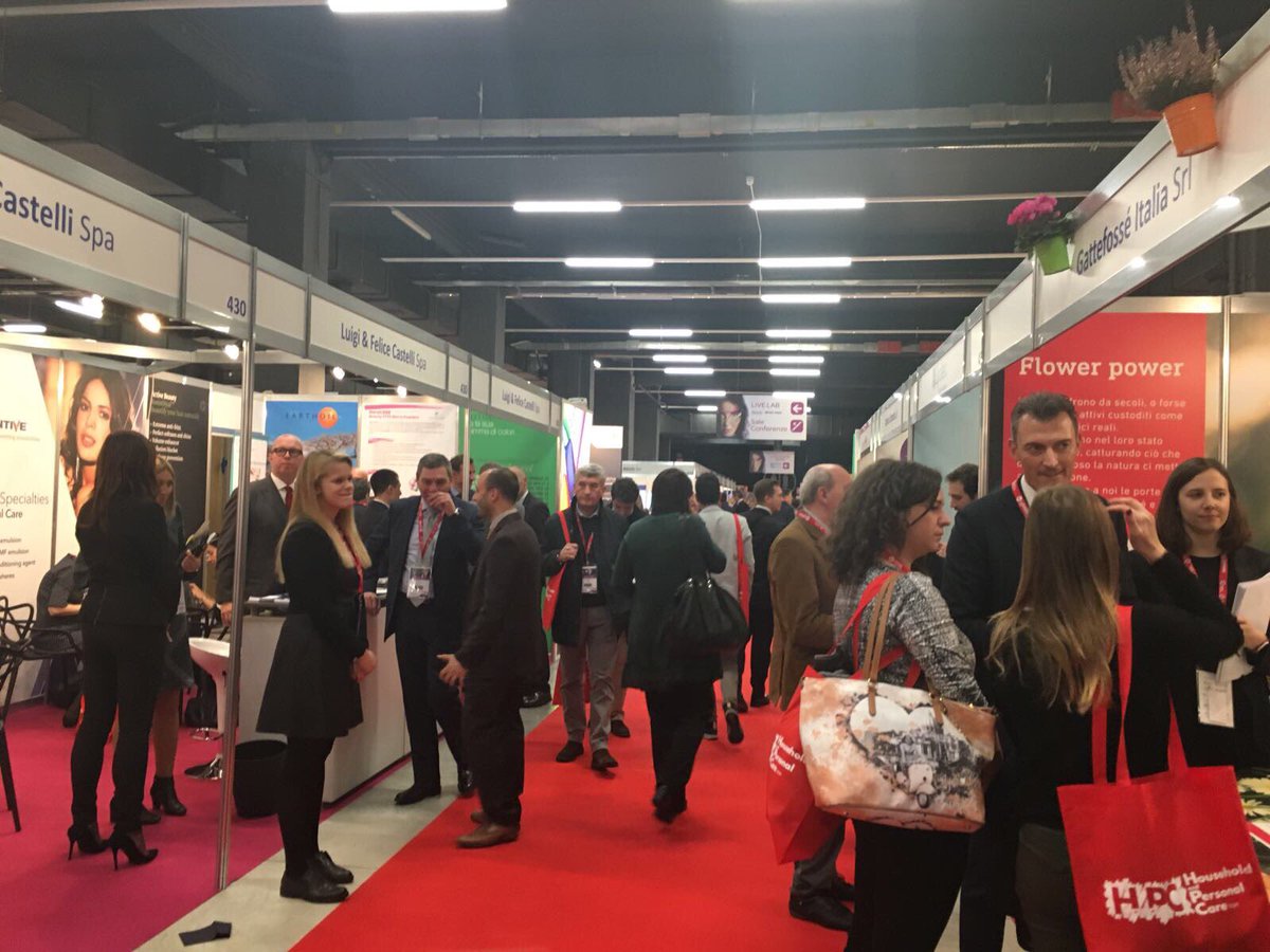 chessolbv's tweet photo. Lisam Italy &amp; CHESSOL are visiting Making Cosmetics today! Great event to meet new companies &amp; people. @LisamSystems #makingcosmeticsitaly https://t.co/I1h5W6zcUa