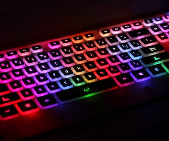 2017santa's tweet image. Rainbow Light Up Keyboard - tiwib.co/rainbow-light-… #ComputerGeekery #giftideas #gifts