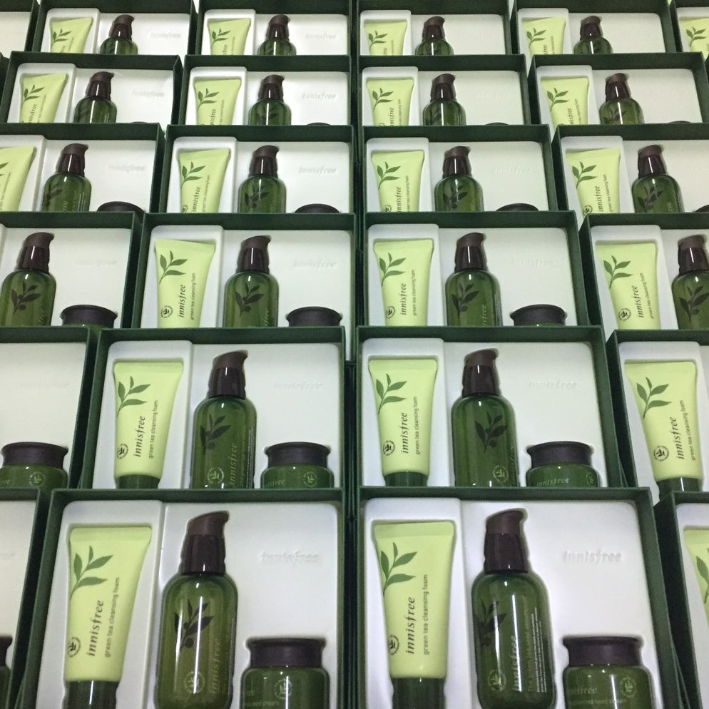 BeautyByRomeo's tweet photo. รอบพรีรับ 7 ชุดค่า 660- คุ้มมากกค่า ><
-The Green Tea Seed Serum 80ml
-The Green Tea Seed Cream 20ml
-Green Tea Cleansing Form 30ml
ปิดรับ 30/11 ก่อน 2 ค่ะ
สินค้าถึง 13/12 นะคะ
#howtobeauty #ตลาดนัดWANNAONE #HowtoPeefect #ตลาดนัดอากาเซ #ตลาดนัดnct #innisfree https://t.co/FdtkSV5KFZ