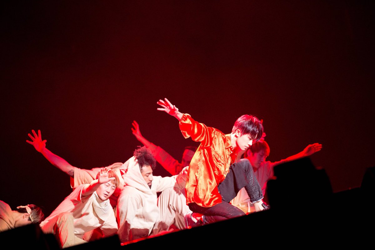 TFBOYS_INA's tweet photo. 171128 #TFBOYS Jackson Yee Yangqianxi Studios Update Jackson’s 17th birthday concert (逢凉野性）
#易烊千玺1128十七岁生日快乐 https://t.co/9iWhyYptX9