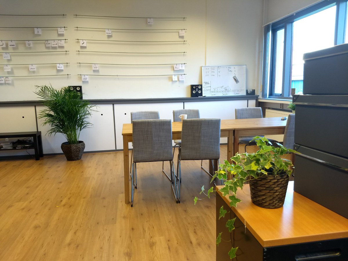 Drive_Amber's tweet photo. It's the #AmberOffice 2.0! We were hard at work this weekend giving our office an upgrade 😁 #AmberTeam https://t.co/VIuGLjLpUV