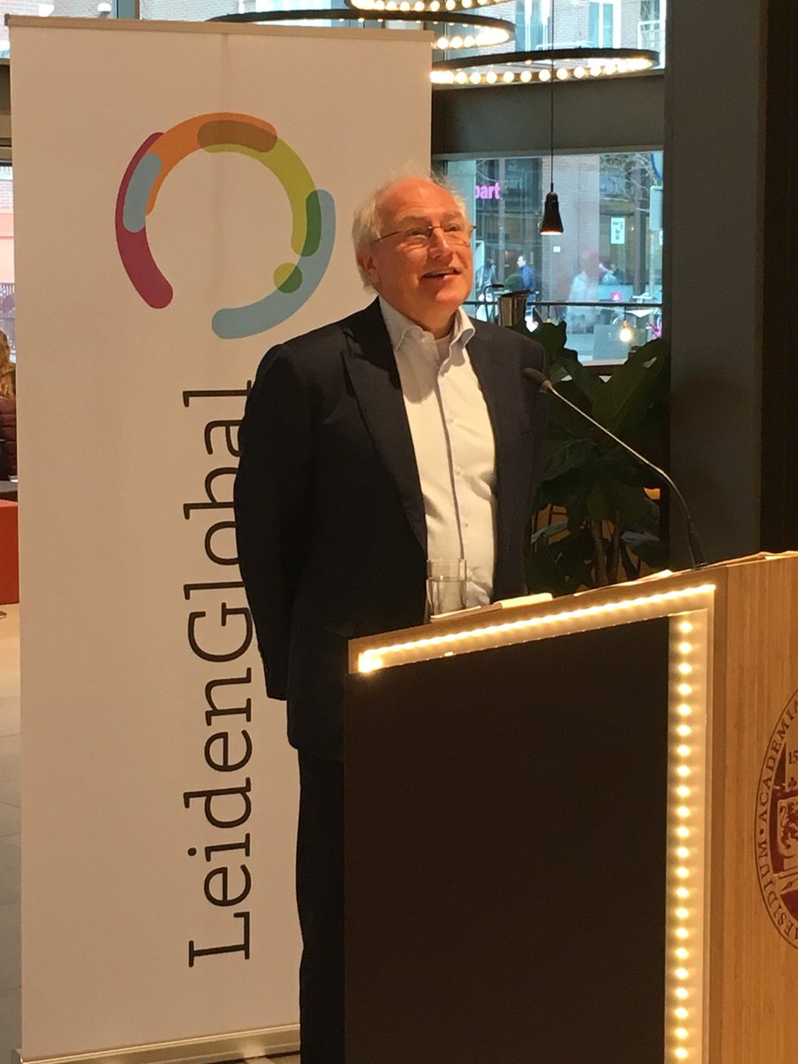 fggaleiden's tweet photo. #StepTalk on African migrants, by @LeidenGlobal of @UniLeiden at the #campusthehague #spanishsteps https://t.co/UagE1Jx4RF https://t.co/Y7lK8cNX2Y