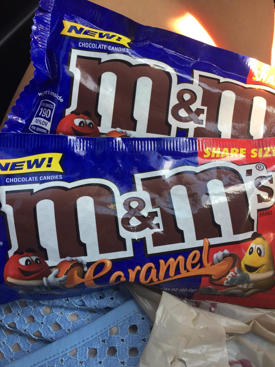 ChristinaCFox10's tweet photo. #CantStopWontStop craving these... @mmschocolate Caramel M&Ms are SO good. #cravings #workoutmotivation #CandyAddiction https://t.co/sLmMco5ldY