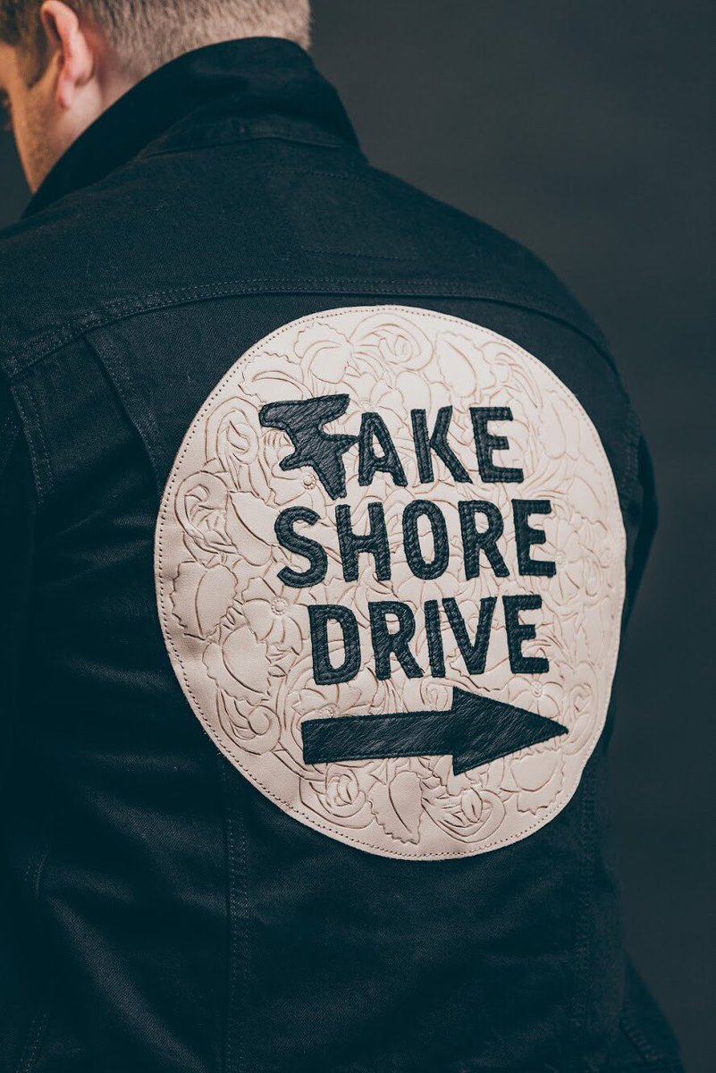 Stitchgawd's tweet photo. @fakeshoredrive wearing a custom joint by yours truly 📸 @BryanAllenLamb https://t.co/l7HZOjnAF2