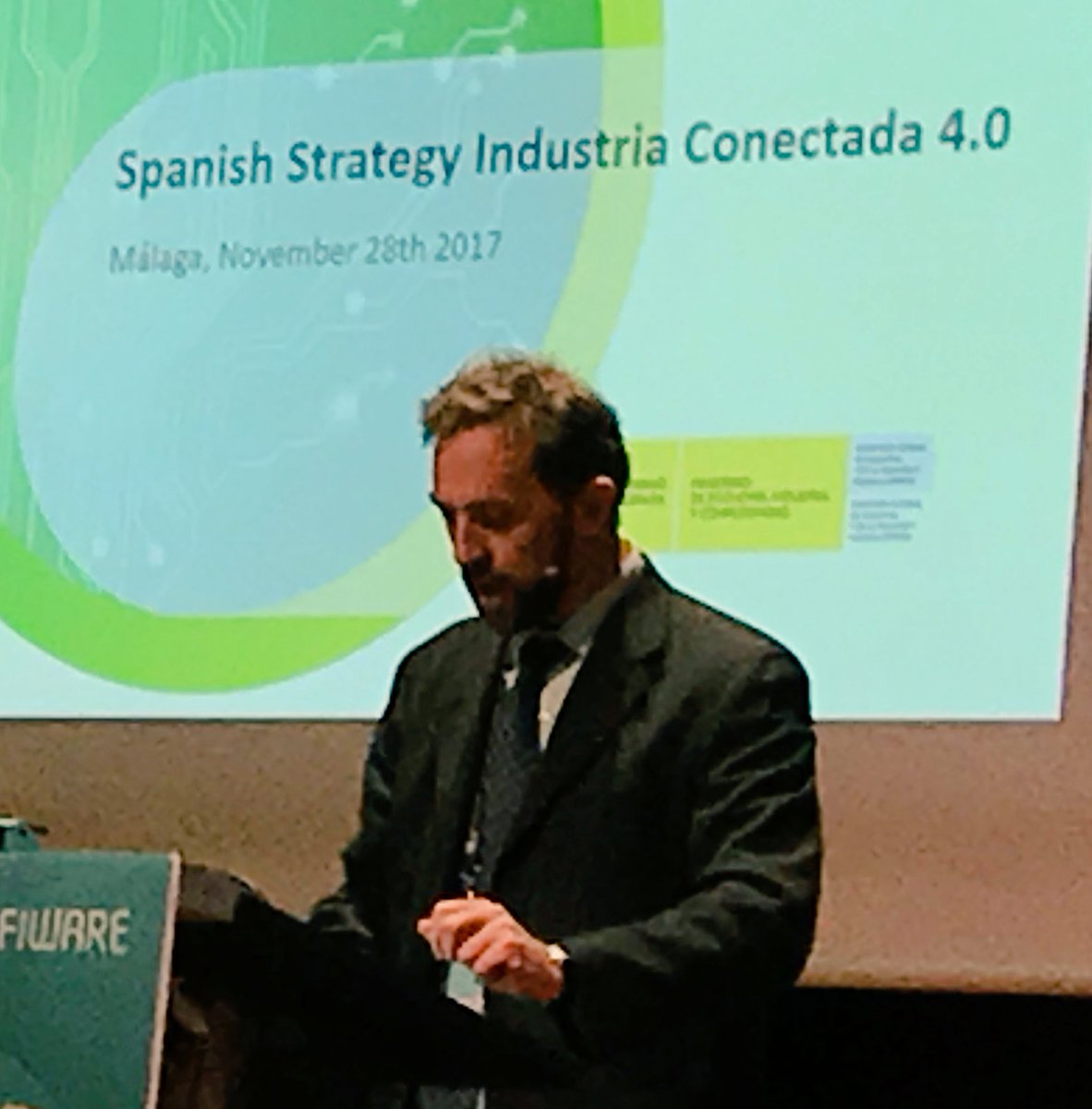 HuelsmannT's tweet photo. #I40 uptake including data sovereignty a la @ids_association by @IConectada40 presented today in Malaga @ #FiwareSummit2017 https://t.co/aVmDcmqX2w