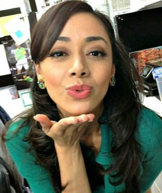 Happy birthday  you\re an angel who deserves all the best!! I love you 