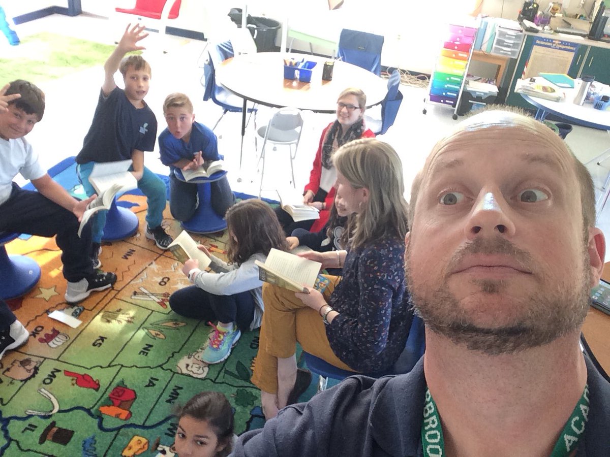 CBAWestChester's tweet photo. #popcornreading 🍿📚 in #fourthgrade #adventuresofedwardtulane #specialguestreader @cbaprekb 👀💥⭐️✌️🕺 https://t.co/vcUSRFy0Ia