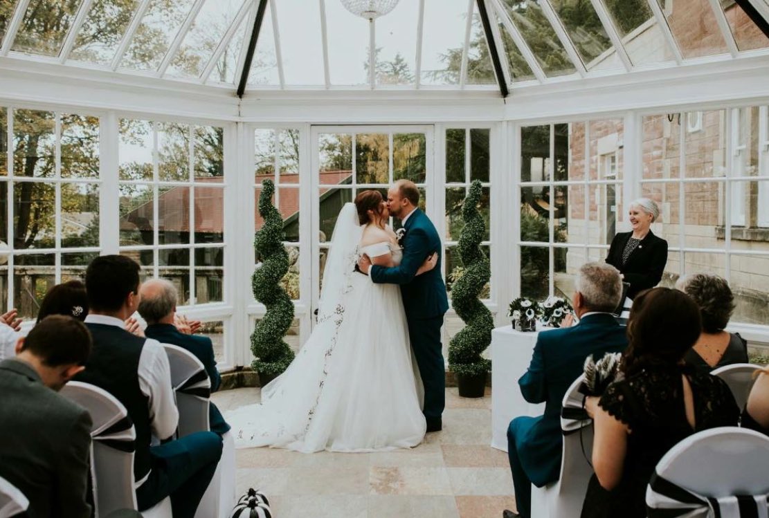 Inglewood_House's tweet photo. We have been sent these lovely photos of Mr and Mrs Farrell on their wedding day @Inglewood_House and we just had to share them! https://t.co/WASVifzzRu