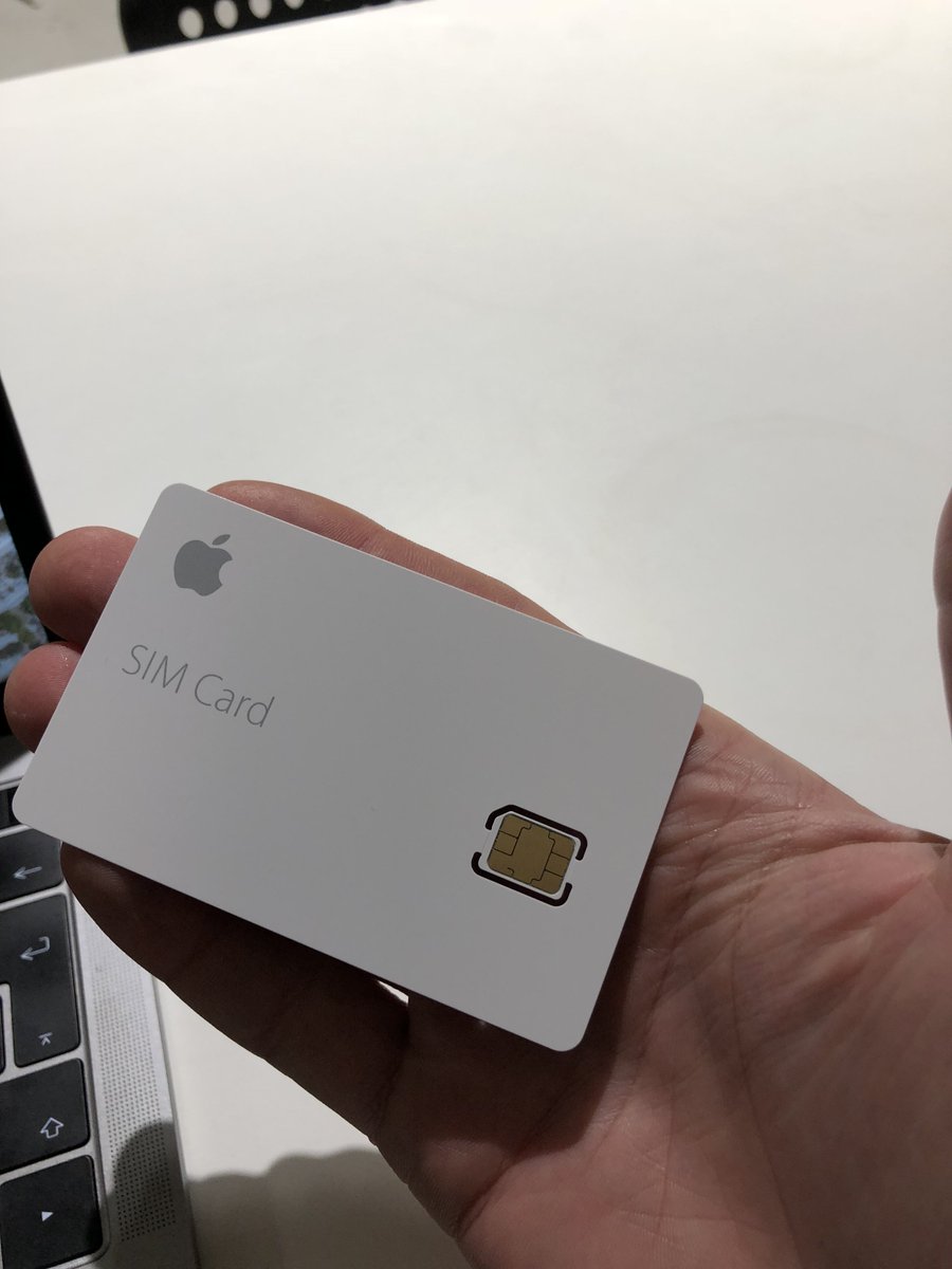 norbertcala's tweet photo. To bezsprzecznie najmniejszy produkt @Apple jaki można kupić #AppleSim https://t.co/4LuodV8gyf