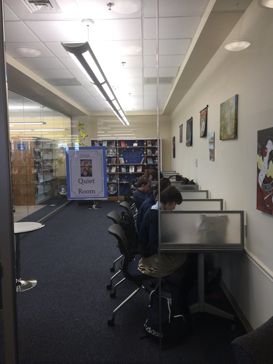 OLGCHSLibrary's tweet photo. Working hard in the library today during flex time? Yes! #scholars https://t.co/sN1P0WmWYZ