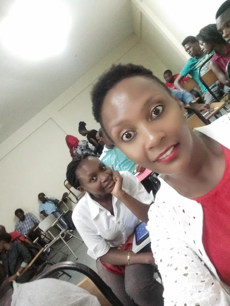 damaironlady's tweet photo. #xmasfellowship @ihsurotaract 
#yummycake
#xmascolors https://t.co/nrTzHW4Wvl