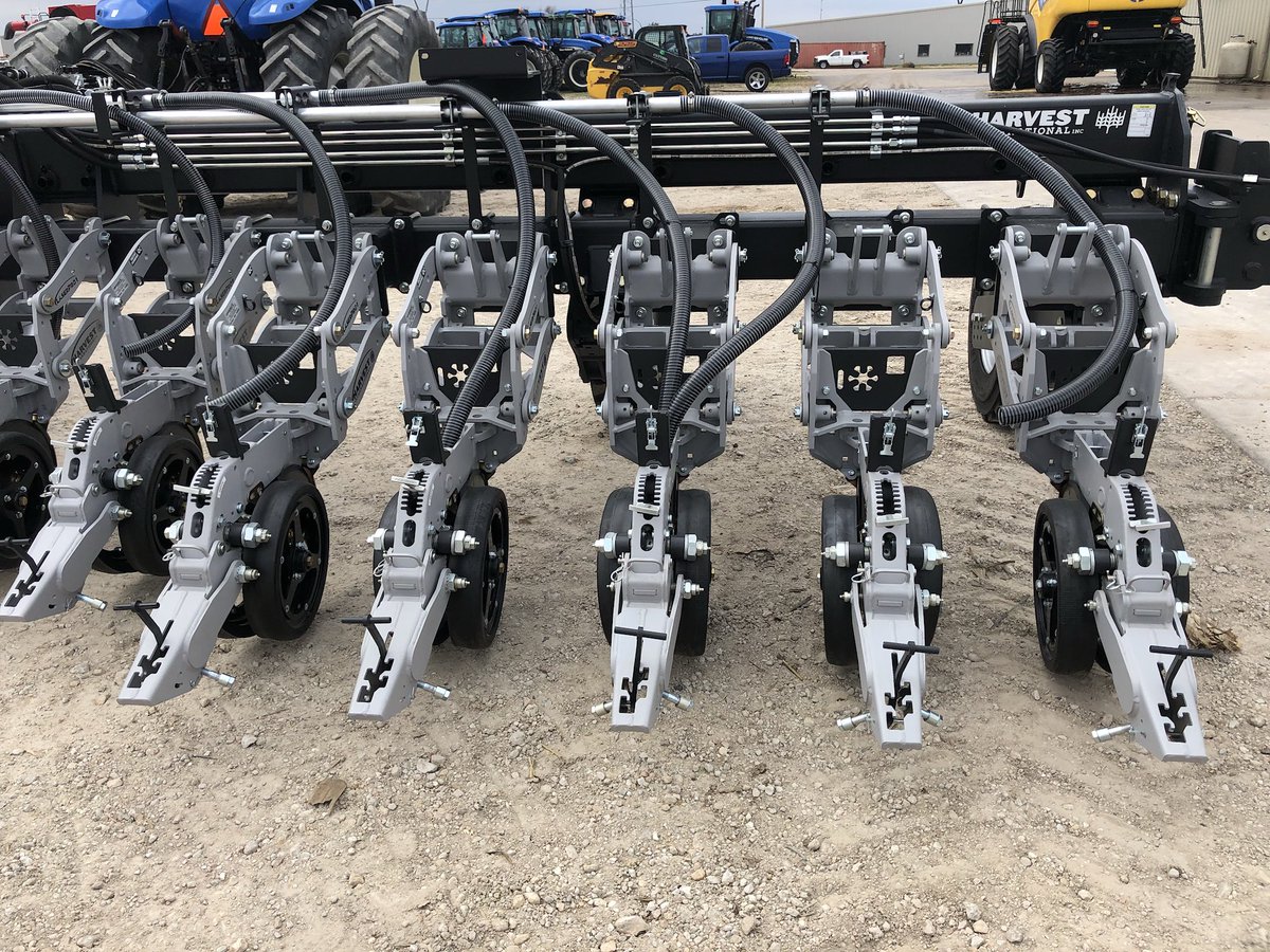 hpassmore1's tweet photo. Fresh off the truck @Harvest_Int_Mfg #plant2018 #laserpro 20โ https://t.co/M3g0DZYkeN