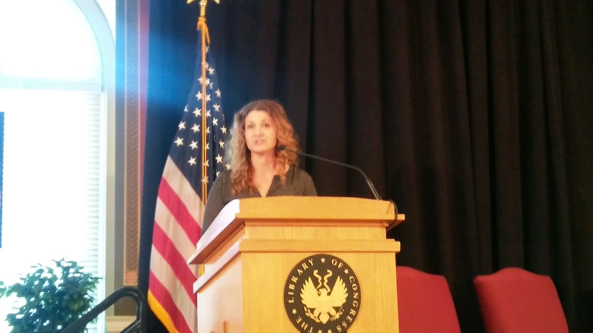 NEH_FedState's tweet photo. @librarycongress' Literacy Awards 2017 names @LA_Humanities as a "Best Practice Honoree" for their Primetime Family Reading programs. Sarah Debocher presents an overview at the ceremony. https://t.co/UPncWE0GbO