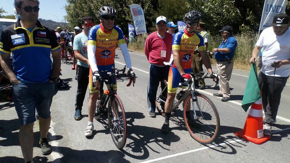 ParralMunicipio's tweet photo. El Club Asoducari, participó en el Campeonato Nacional de Ciclismo Laboral, realizado en la comuna de Villa Alegre.

Las categorías en las que se compitió fueron Fondo, Crono Individual y Duplas, realizando una gran y destacada presentación. https://t.co/LTjXYwdH3O