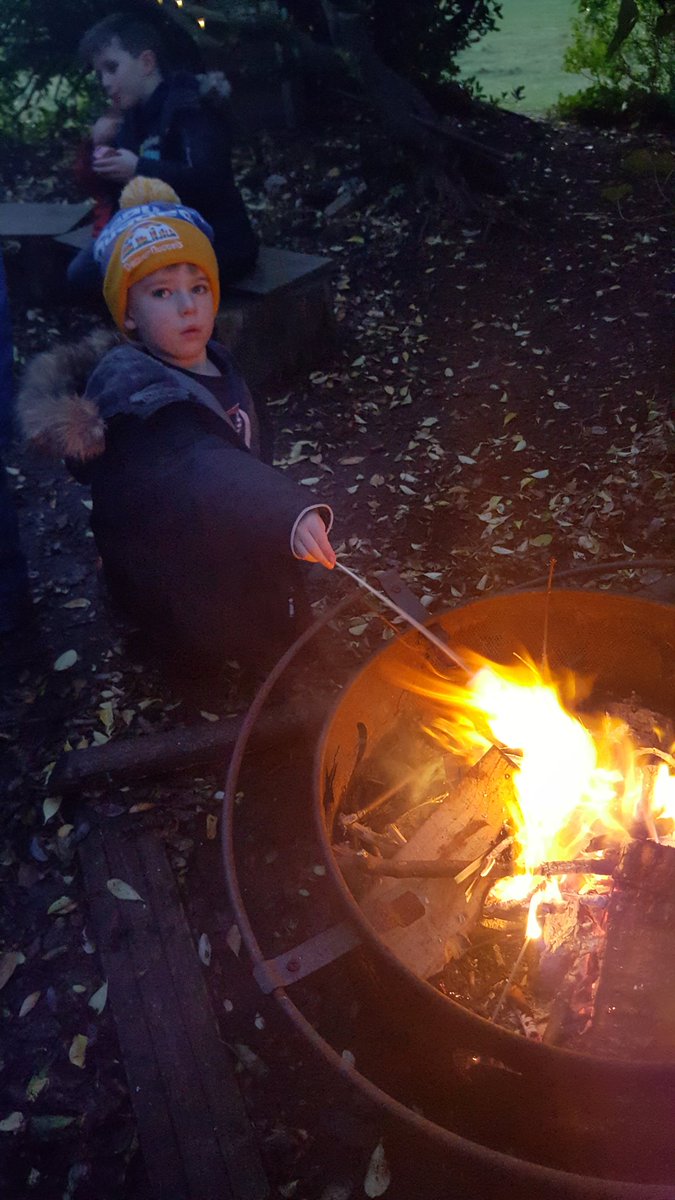 GreenTimeFS's tweet photo. It's that time of year...Smores and hot chocolate!! 😋 @ursulineprimary @UrsulinePTFA @GreenTimeFS https://t.co/bacG9YyU9k