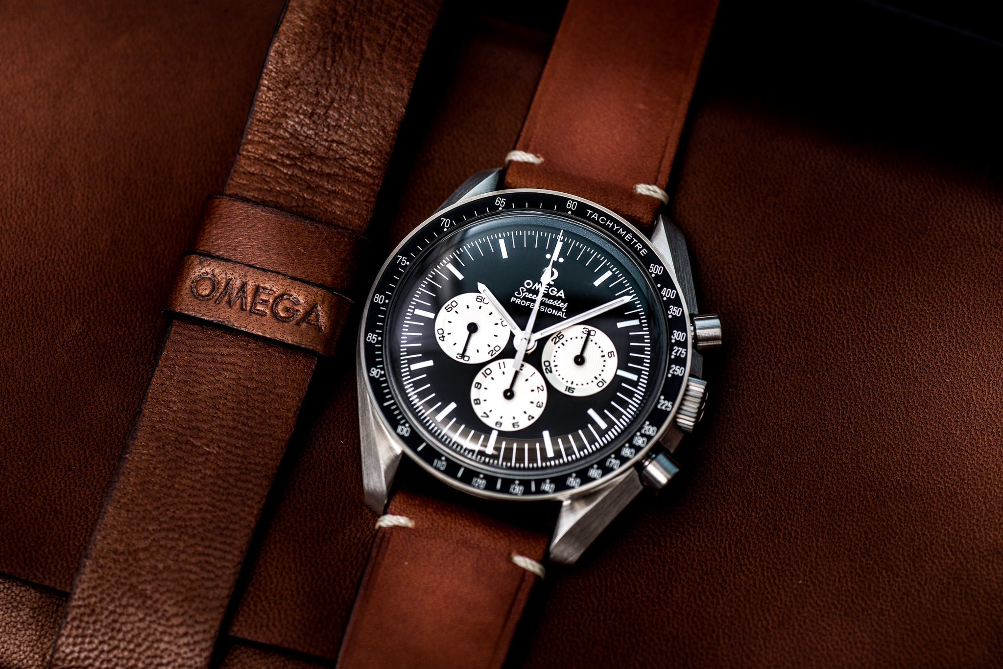 omega speedmaster chronext