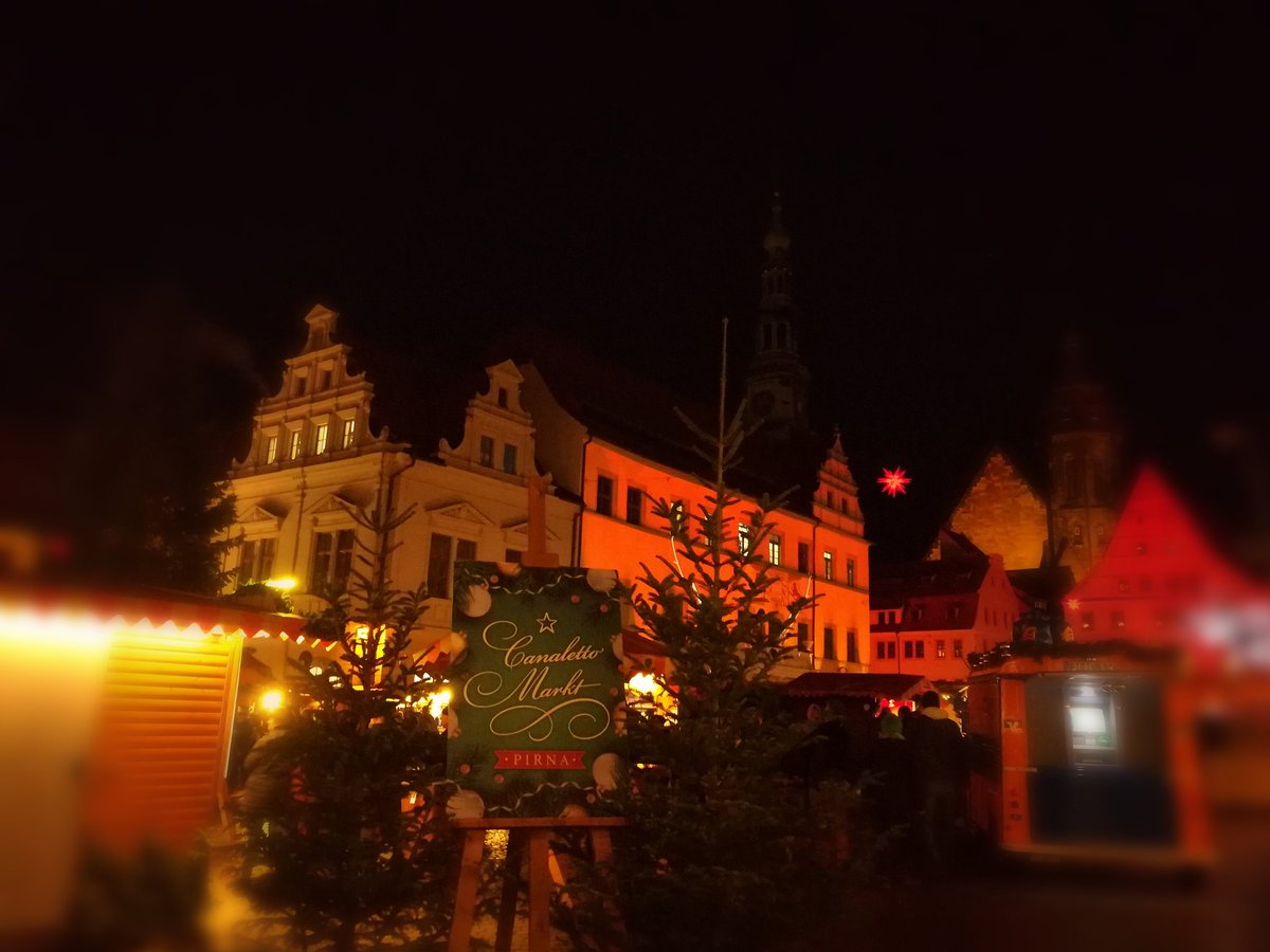 Hau hasi dala! Que esto empieza!! #Weihnachtsmarkt #Glühwein