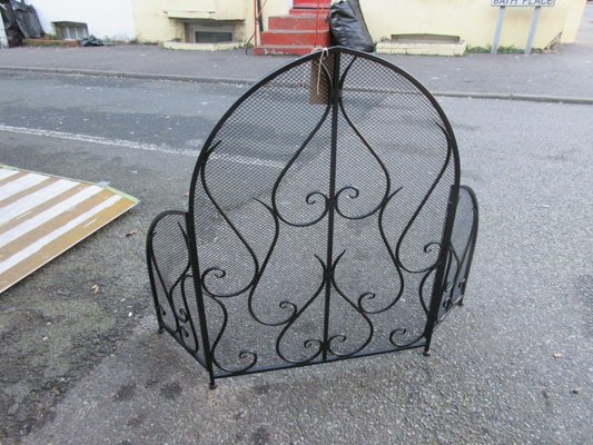 ScottsMargate's tweet photo. ยฃ55 each fire guards
#fireGuards https://t.co/JNkxj624XG