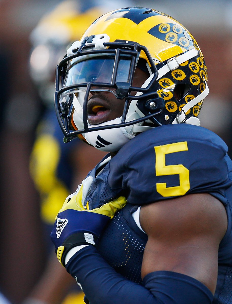 Lance__Dixon's tweet image. Blessed to receive an offer from The University of Michigan〽️ #GoBlue