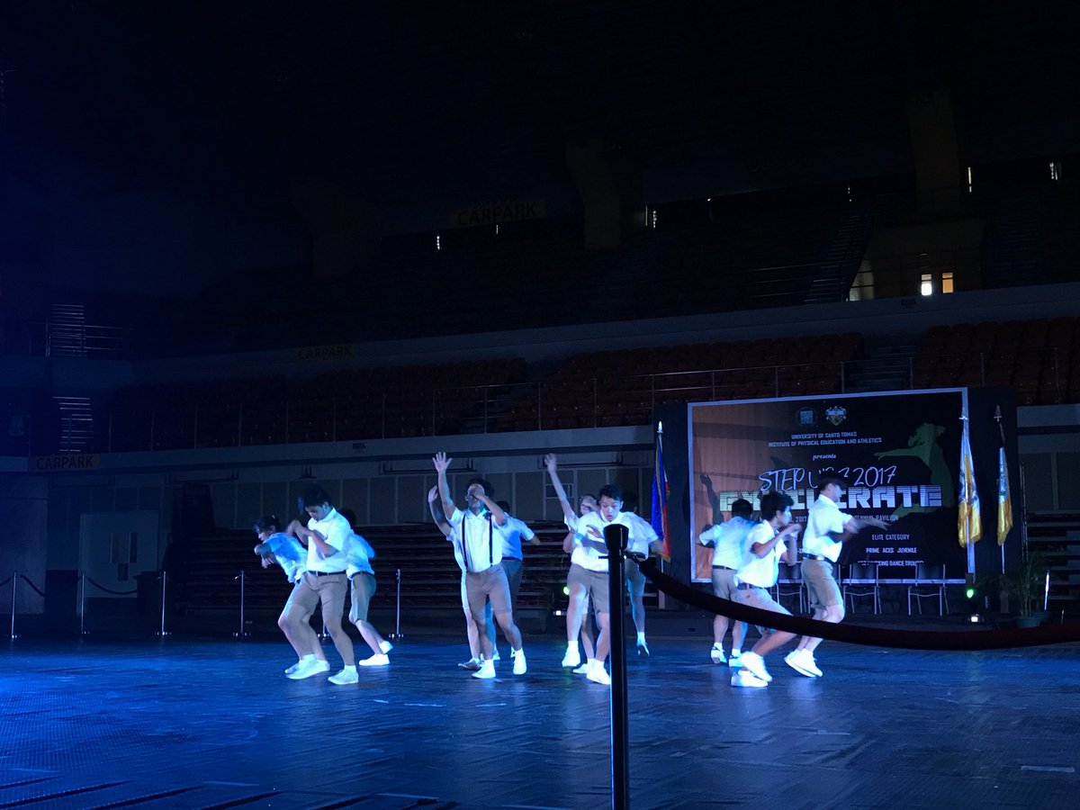 ustipeasc's tweet photo. The 3rd performers in the 2nd batch, Protagonist #StepUp2017 #Exhilirate https://t.co/5uGFn3JQLj