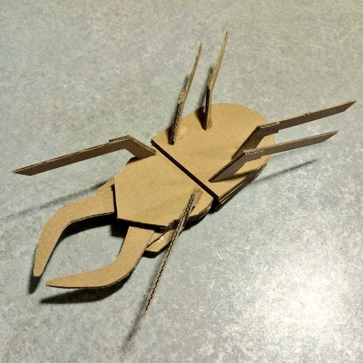 さと ダンボールでクワガタができました けっこう気持ち悪い笑 ダンボール 工作 クワガタ 虫 T Co Vpmollqdxw Twitter