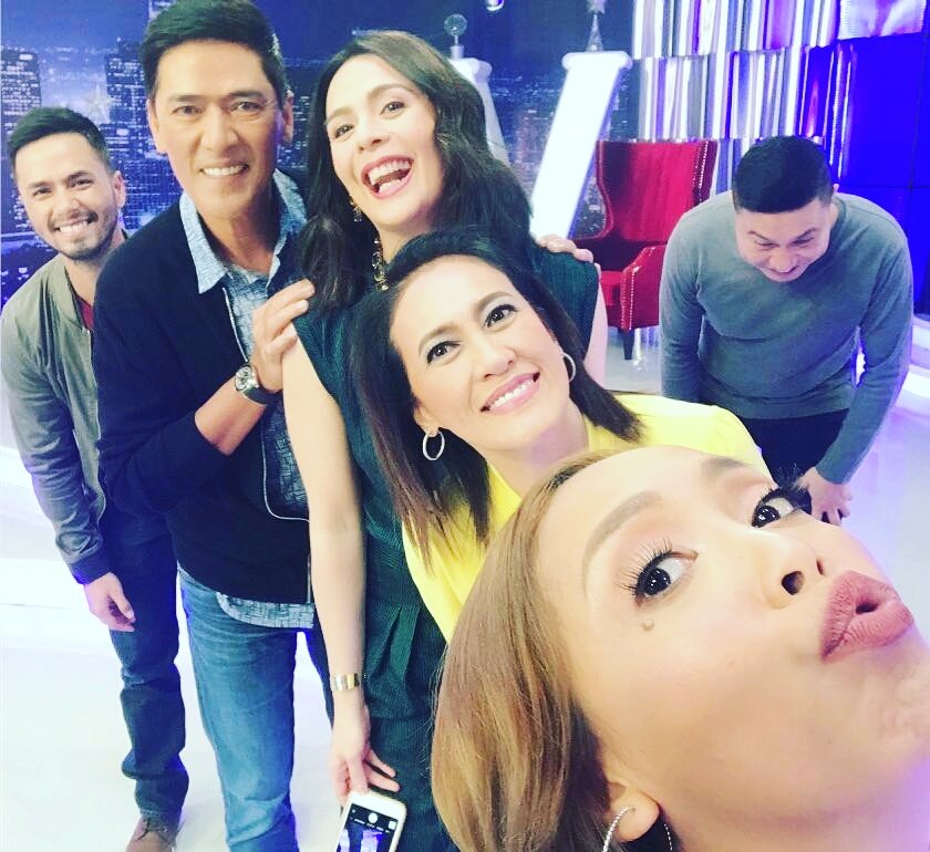 jowapaomoments's tweet photo. Taping ng #BossingandAi with Ms. Dawn Zulueta.
Saan ka na naman nakatingin, Jose?!!
ยฉ @MsAiAiDeLasAlas
#MeanToBeh
Jose Manalo
Jowapao https://t.co/6lgsQ3VMZE