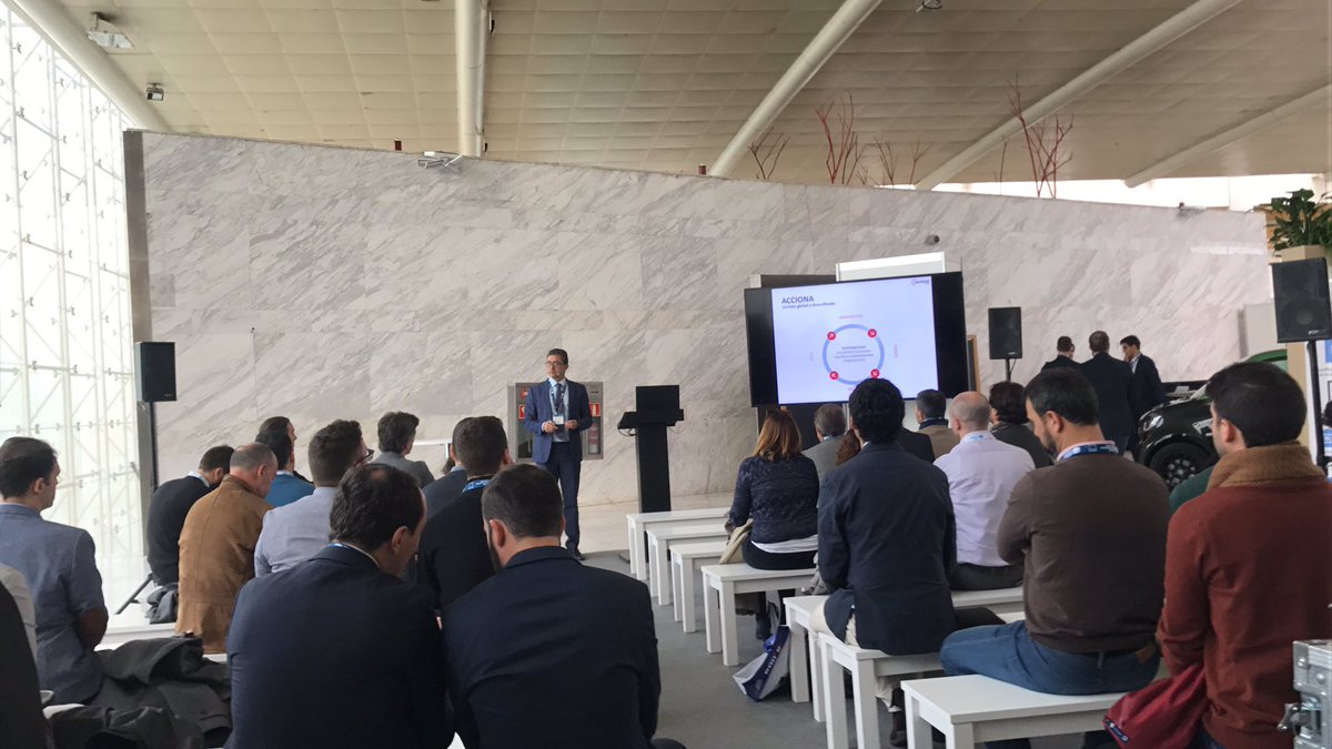 perepuigarnau's tweet photo. En el workshop de #GuestMadrid, primera feria de profesionales del sector hospitality.
#SinPararDeAprender https://t.co/wUrTtaFXkO