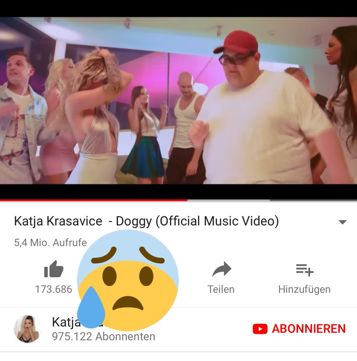 js_selina's tweet photo. Was ist mit YouTube Deutschland passiert 🙄 https://t.co/sjZ1Y3Wt9f