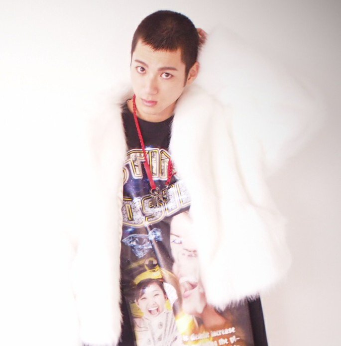 11月28日発売 NYLON JAPAN 2018年1月号 メンズ第一号企画で 出させて