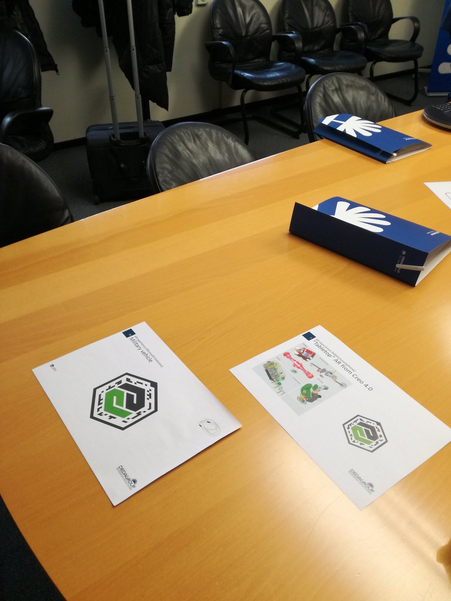 Dimostrazione pratica di realtà aumentata in <a href="/DEDAGROUP_ICT/">Deda Group</a> con i #thingmarks e #HoloLens