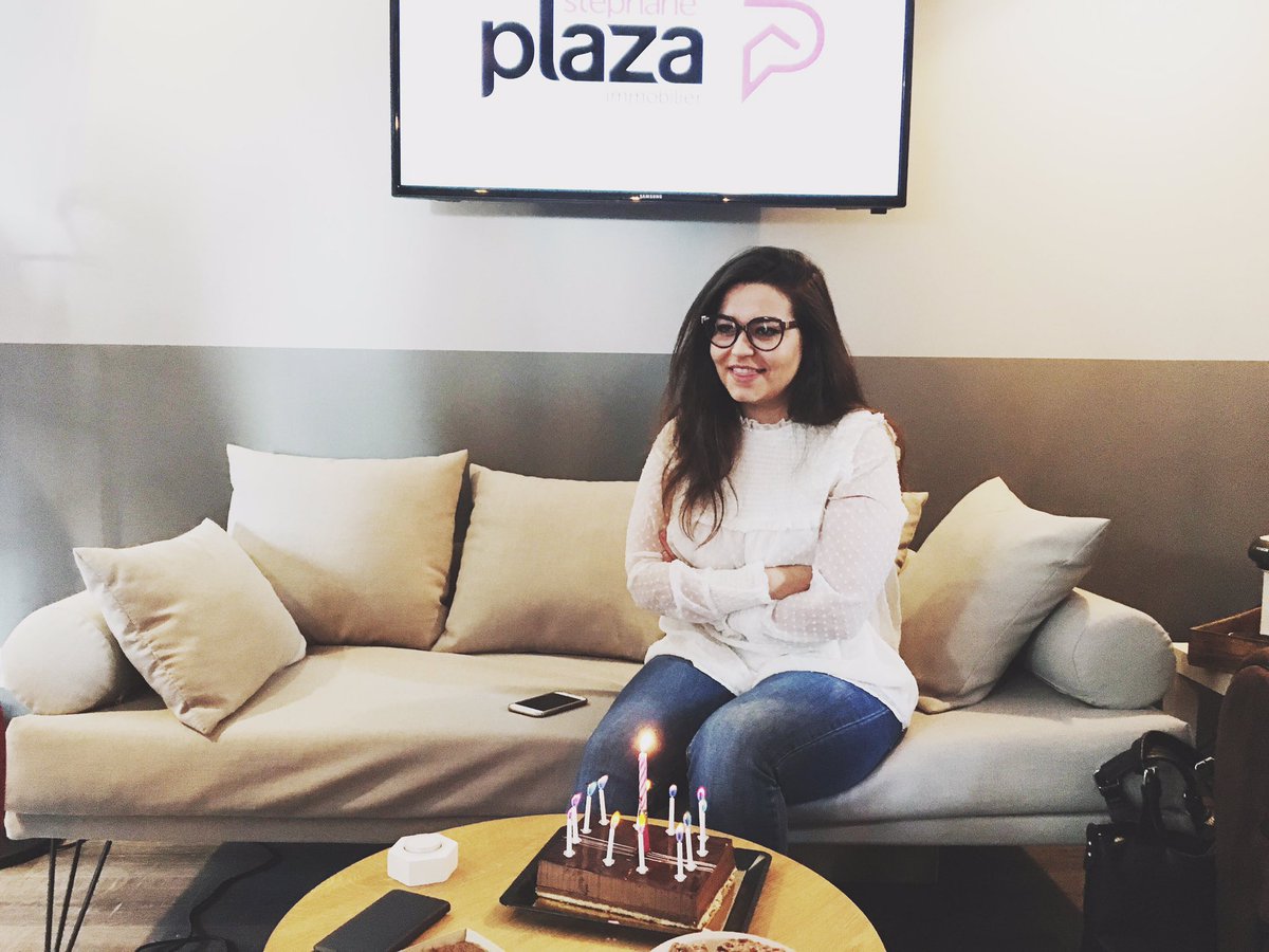 SPIrouen's tweet photo. Aujourd'hui, c'est l'anniversaire de notre assistante préférée.
Joyeux anniversaire, Anaïs ! 🎂🎂🎂
Pleins de belles aventures pour la suite...
#netvendeur #SPI76 #joyeuxanniversaire https://t.co/YrYGeqjEjT