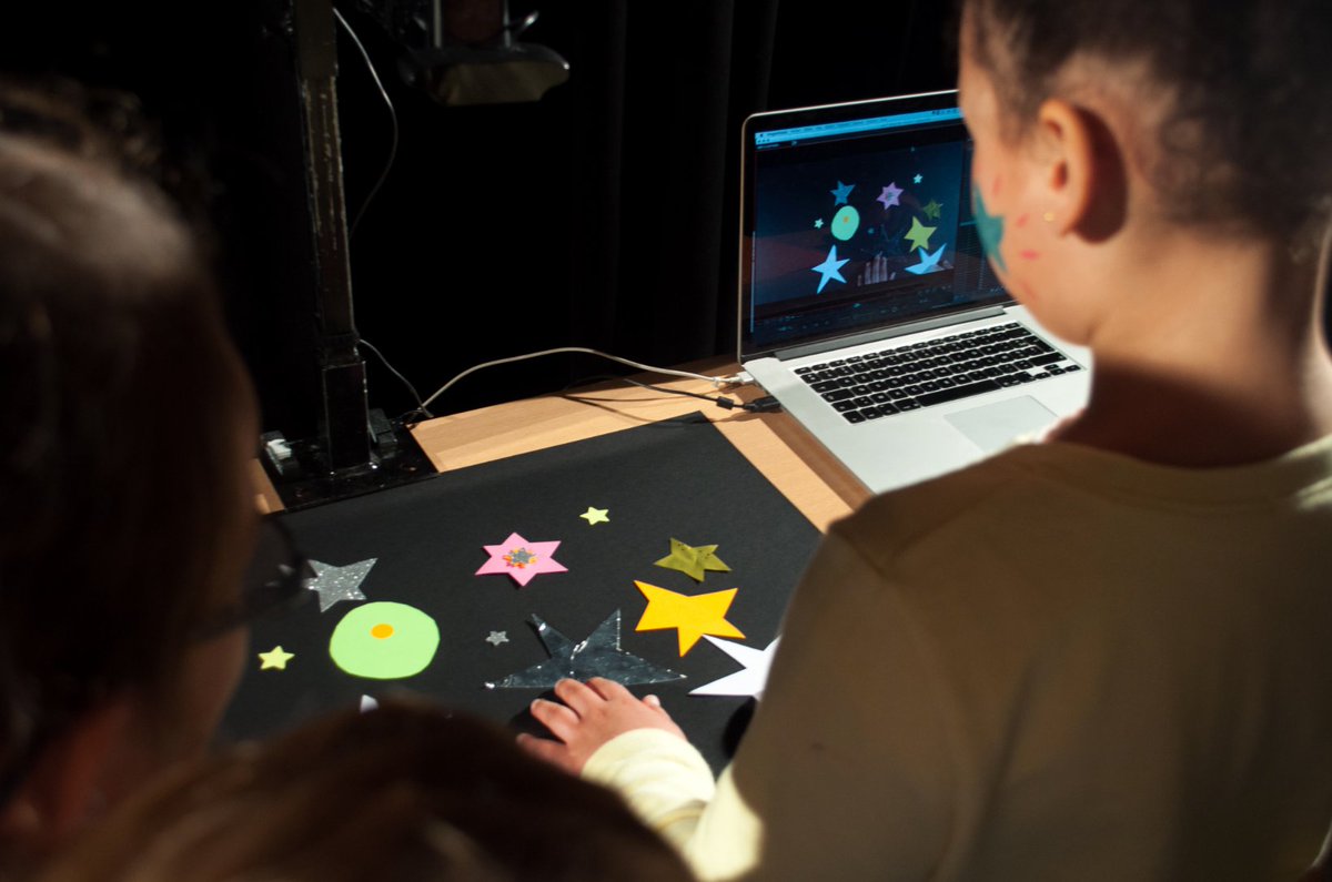 Retrouvez l'atelier Parismage lors du festival "Plein les mirettes" du CDA d'Enghien les Bains, samedi 9 décembre : buff.ly/2n9VmEz