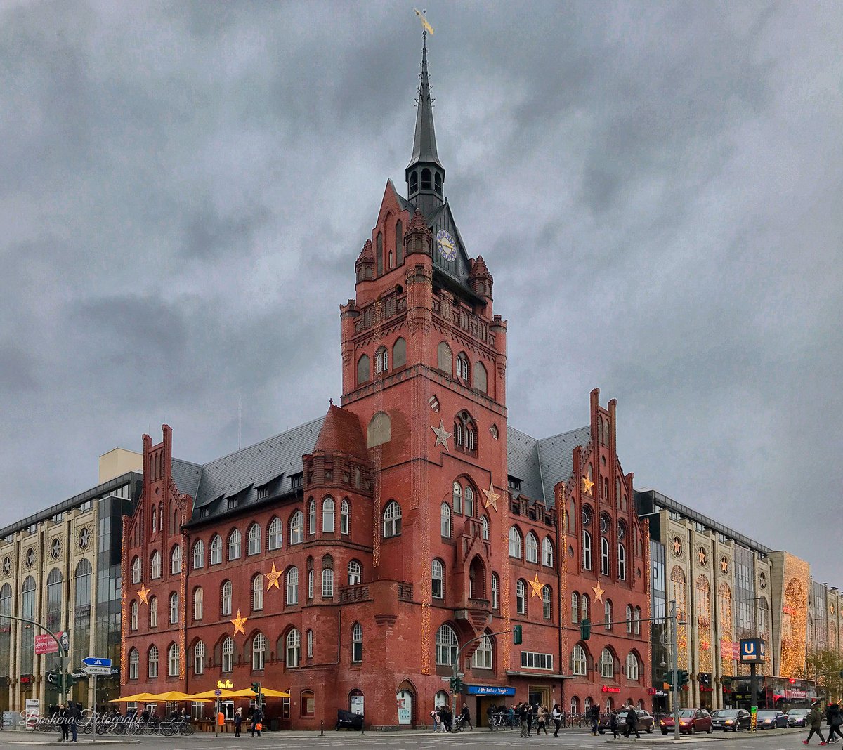 Einer der #HimmelÜberBerlin☁️🌧☀️☔️
#Berlin #Steglitz #DoYouKnowBerlin
<a href="/stadtleben/">Stadtleben</a> @TspZehlendorf