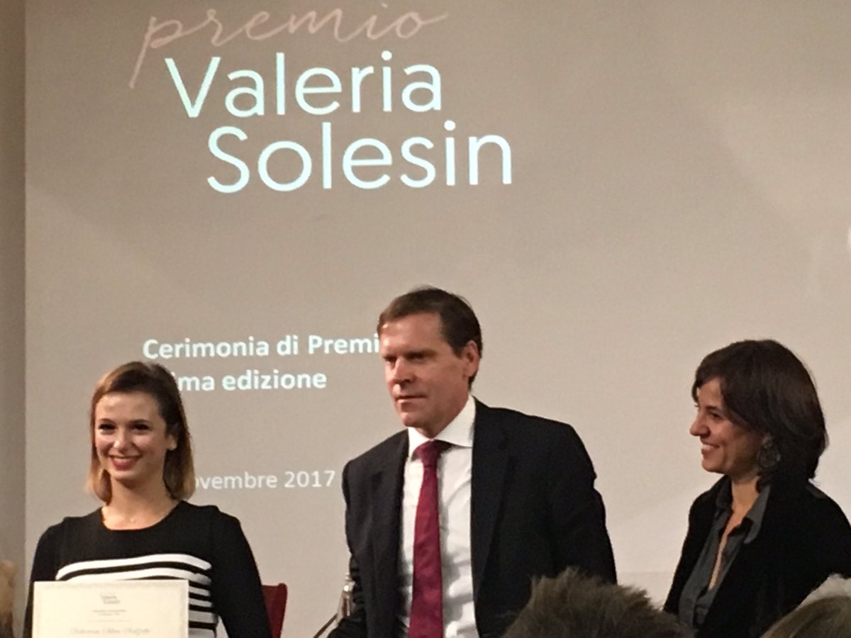 Il momento più emozionante: il riconoscimento del lavoro prezioso svolto dai ragazzi. Grazie per averci seguito. #PremioValeriaSolesin