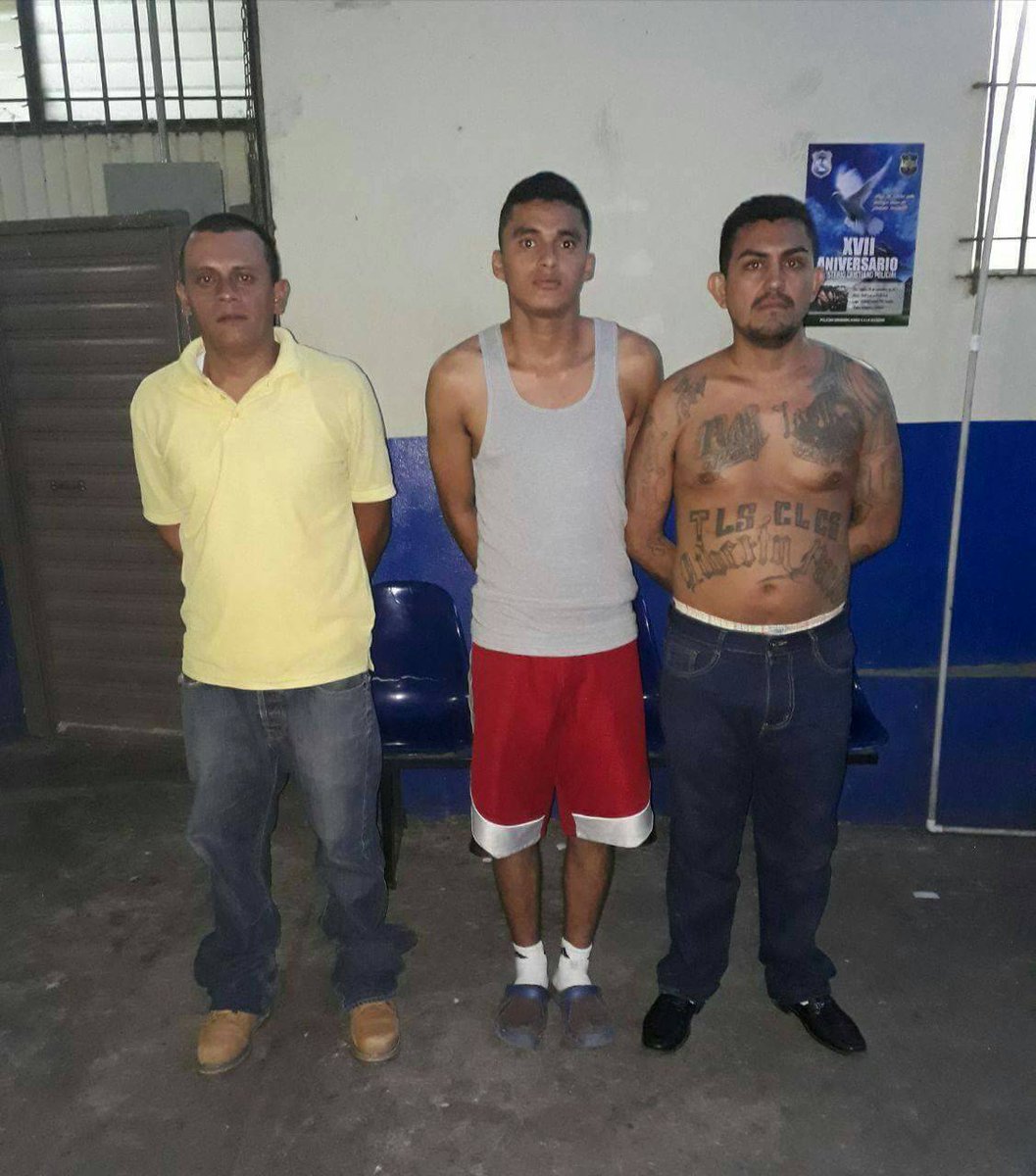 UberSV's tweet photo. En las últimas horas agentes de la Sección Táctica Operativa  (STO) capturaron  a tres sujetos por delitos de homicidio tentado y privación de libertad en #SanSalvador https://t.co/divHI1gBKn