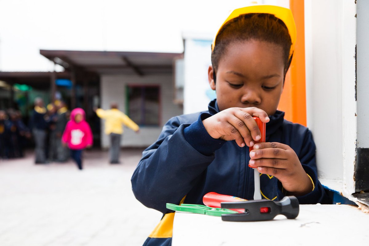 BreadlineAfrica's tweet photo. Find out what projects we are involved in. #breadlineafrica #OpenImagination #EnablingFutures https://t.co/tCb20Z20lc @KFMza @zbzoebrown @sabcchildren https://t.co/Q3dax4n3fO