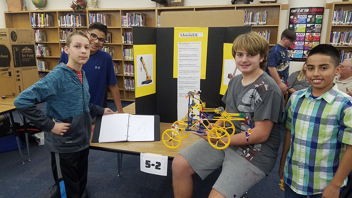 lhulsey98's tweet image. Wow! What a night! #EngineeringFair 2017 was a success! Thanks to everyone who helped out! #ProudTeacher #TiredTeacher #IronsEngineering #WeAreLubbockisd #ThisIsPublicEducation