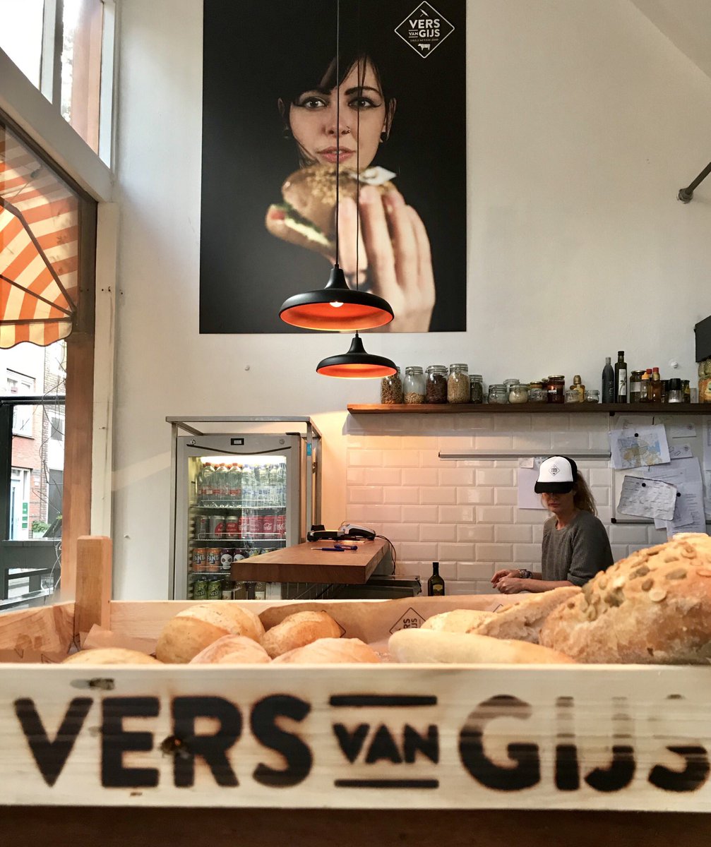 davidesworld's tweet photo. Wat een goede broodjes! En ze doen ook catering. Zie ook mijn Flipboard De lekkerste winkels van Amsterdam  https://t.co/g3IDTuKBak https://t.co/E4QA4eSwxK