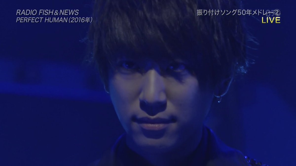NEWS19872003's tweet photo. もうね、Perfumeが踊ってる時からね後ろにいてたのは知ってたよ。
そこから叫んでたんだもん。
もう、踊って歌った瞬間私は死にました。 https://t.co/MLcLk5YMJ4