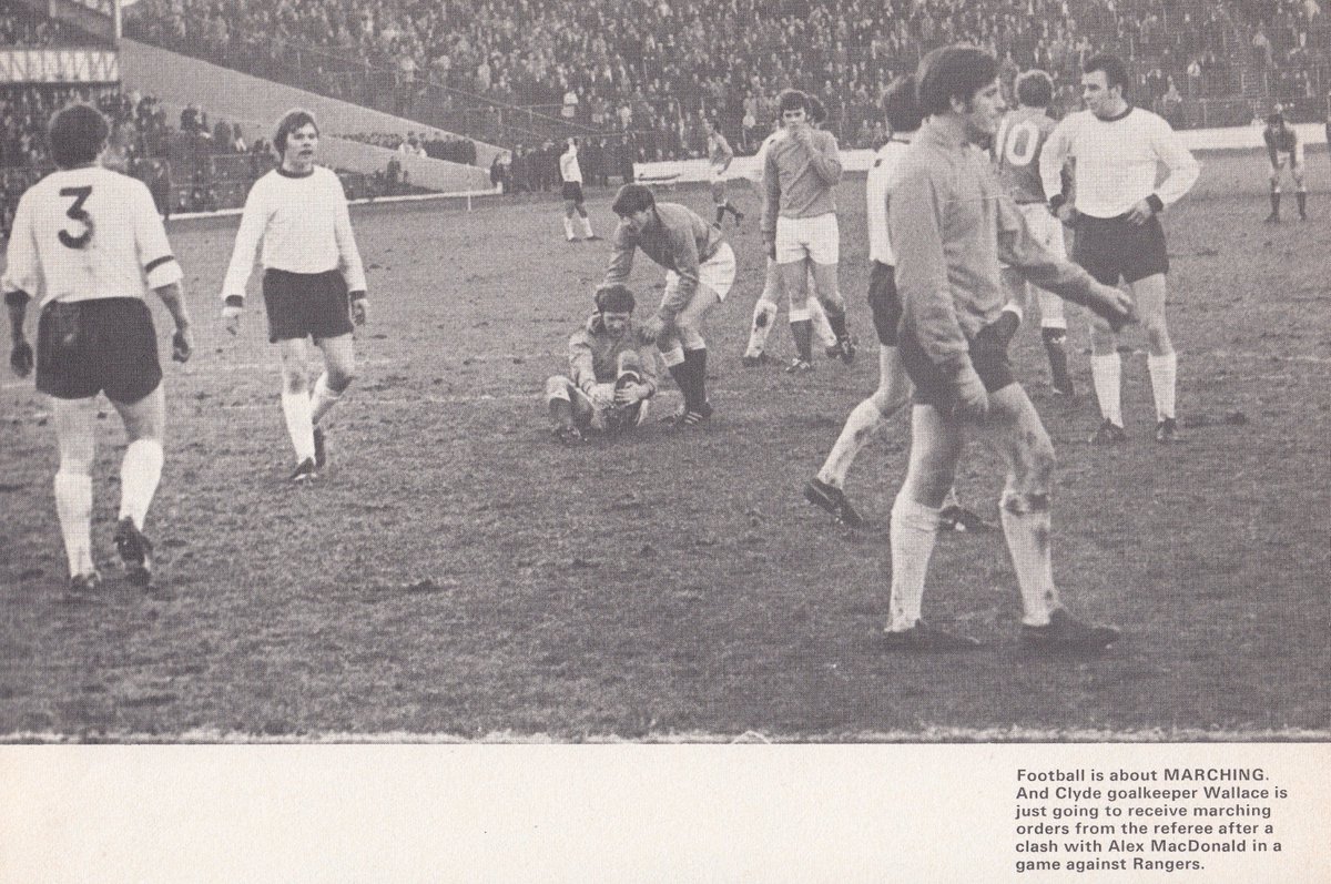 ScotsFootyCards's tweet photo. #BrianWallace #Clyde is sent off at Ibrox v #Rangers #TheScottishFootballBook No 17 1971 https://t.co/XutjcJDodo