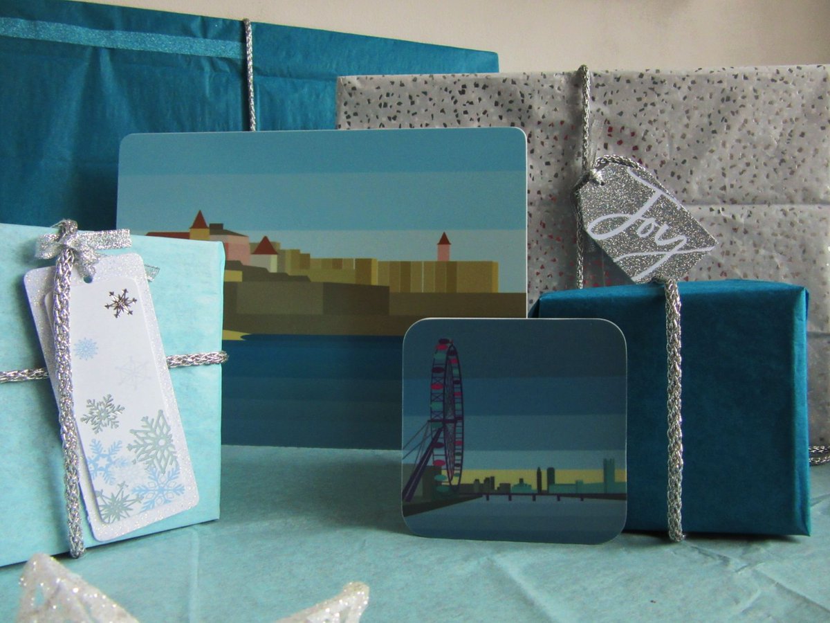 SouthIslandArt's tweet photo. Christmas markets are coming! Super excited to be back in @balhambowls with @solocraftfair Sunday Dec 10 12pm-5pm. Pick up stocking fillers and unique gifts and treats. Hope to see you there again, they've got a fantastic event planned! #balham #tooting #clapham https://t.co/0k5Nmh63ME